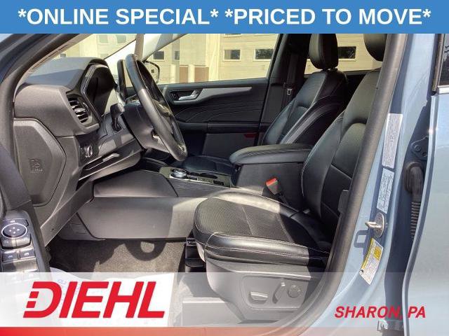 Certified 2024 Ford Escape Platinum AWD/4WD image 22