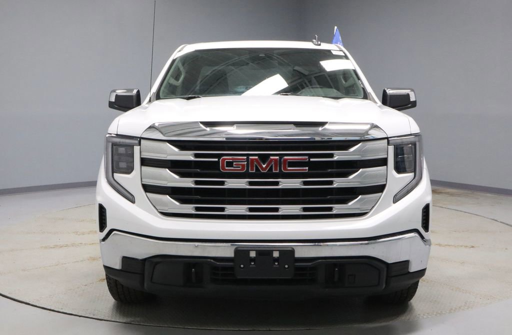 Used 2023 GMC Sierra 1500 SLE image 8