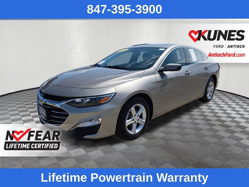 Used 2024 Chevrolet Malibu LT FWD image 3