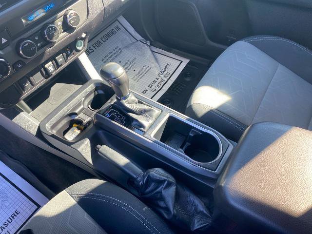 Used 2021 Toyota Tacoma TRD Off-Road image 24