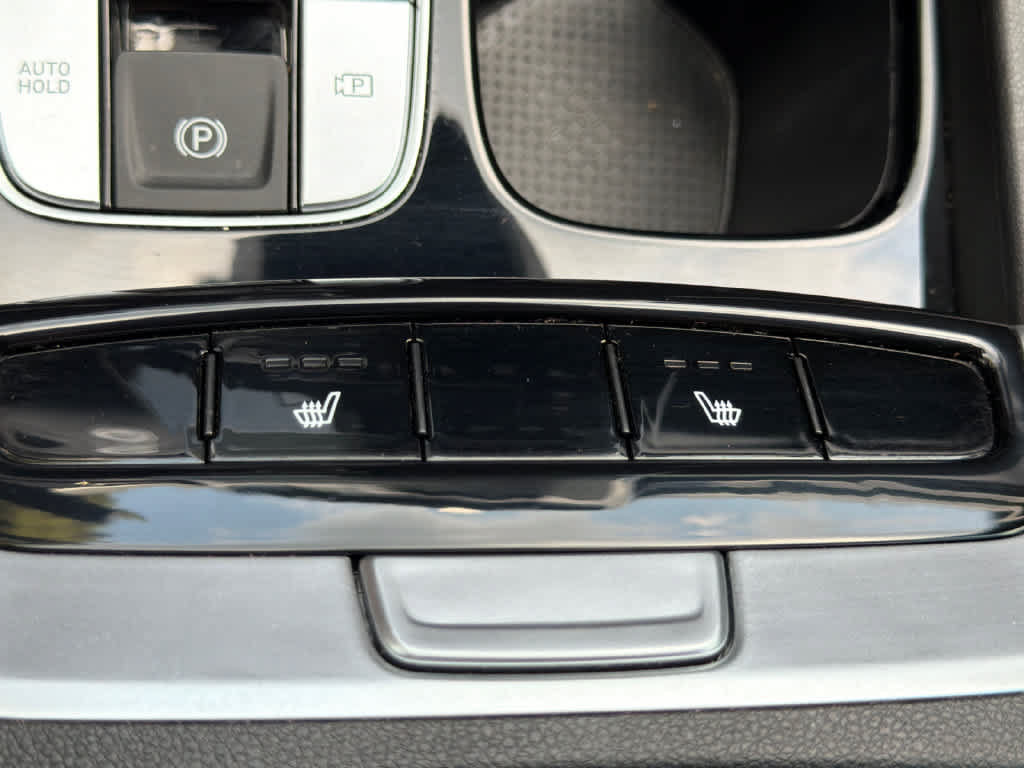 Used 2024 Hyundai Santa Cruz SEL w/ Activity Package FWD image 30