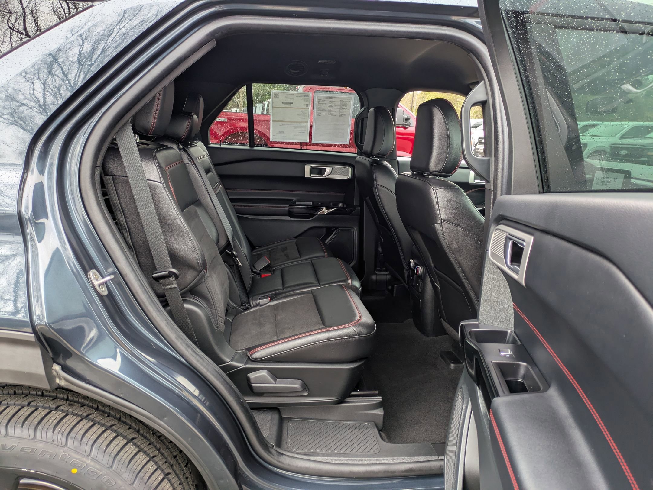 Certified 2023 Ford Explorer ST-Line image 36