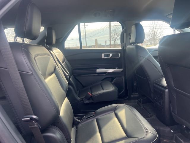 Certified 2024 Ford Explorer XLT w/ Equipment Group 202A image 11