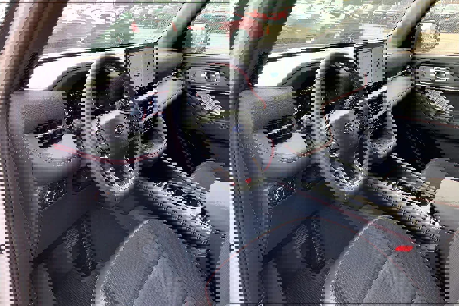 Certified 2025 Ford Explorer ST w/ Sun And Sound Package image 17