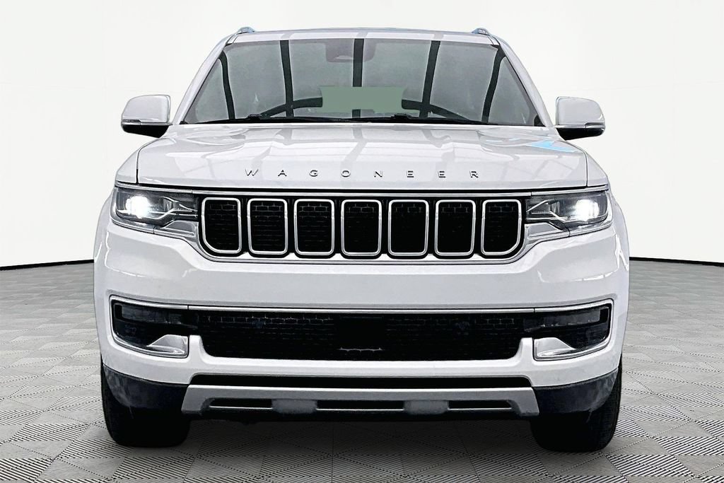 Used 2022 Jeep Wagoneer Series II AWD/4WD image 3