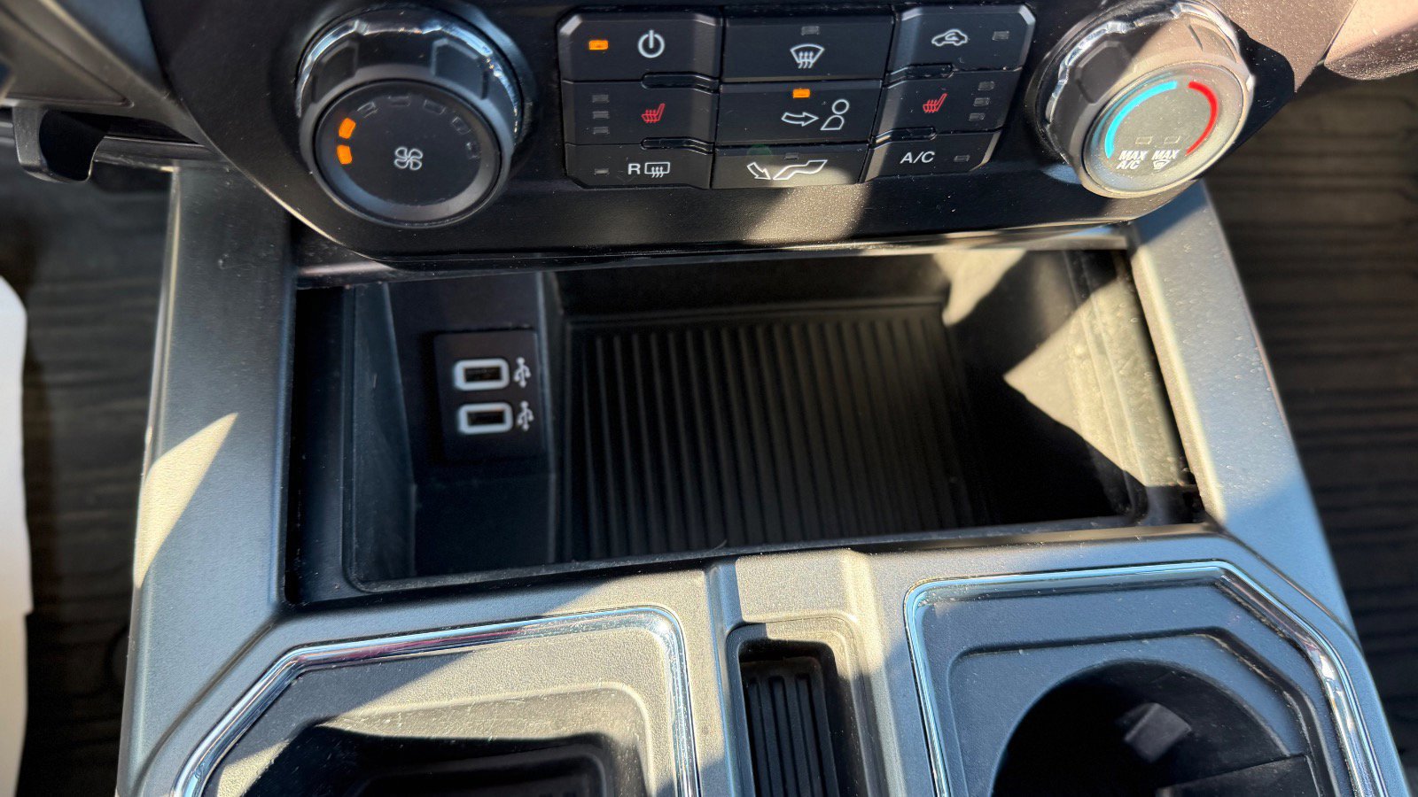 Certified 2017 Ford F150 XLT w/ Equipment Group 302A Luxury image 44