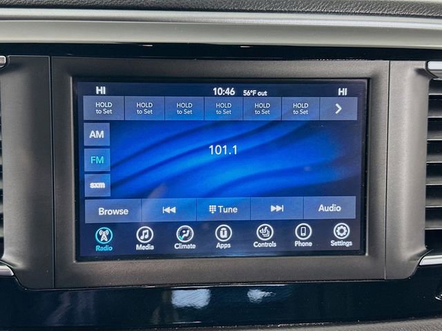 Used 2020 Chrysler Pacifica Touring w/ S Appearance Package image 23