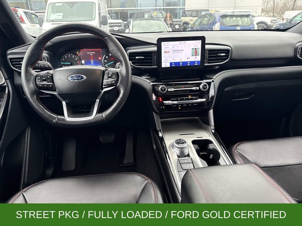 Certified 2024 Ford Explorer ST-Line w/ Class IV Trailer Tow Package AWD/4WD image 15