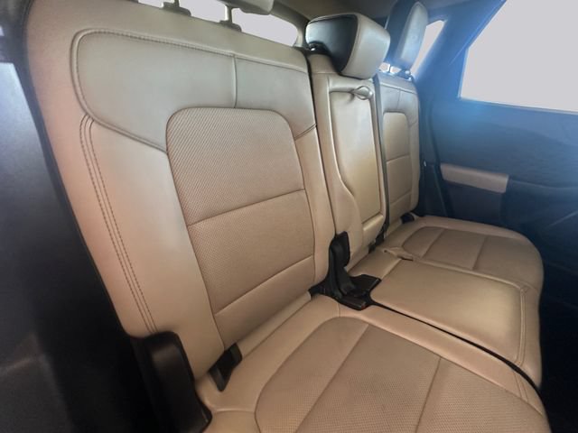 Certified 2020 Ford Escape Titanium w/ Titanium Premium Package 2.0 AWD/4WD image 18