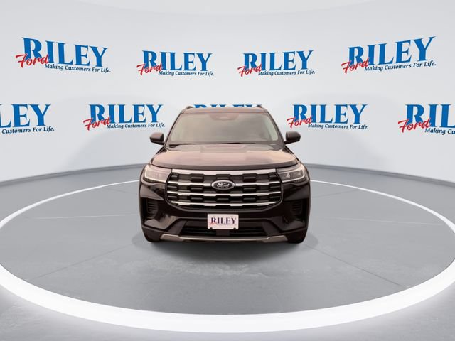 Certified 2025 Ford Explorer Active AWD/4WD image 3