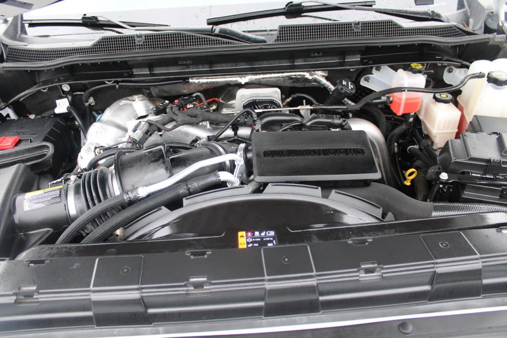 Used 2025 Chevrolet Silverado 2500 LT w/ Safety Package image 7