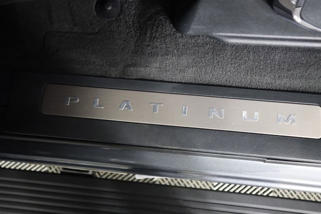 Certified 2025 Ford F450 Platinum w/ FX4 Off-Road Package image 56