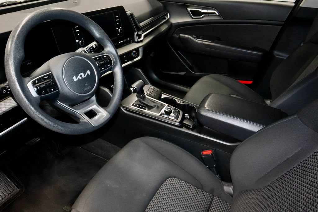 Used 2023 Kia Sportage LX AWD/4WD image 23