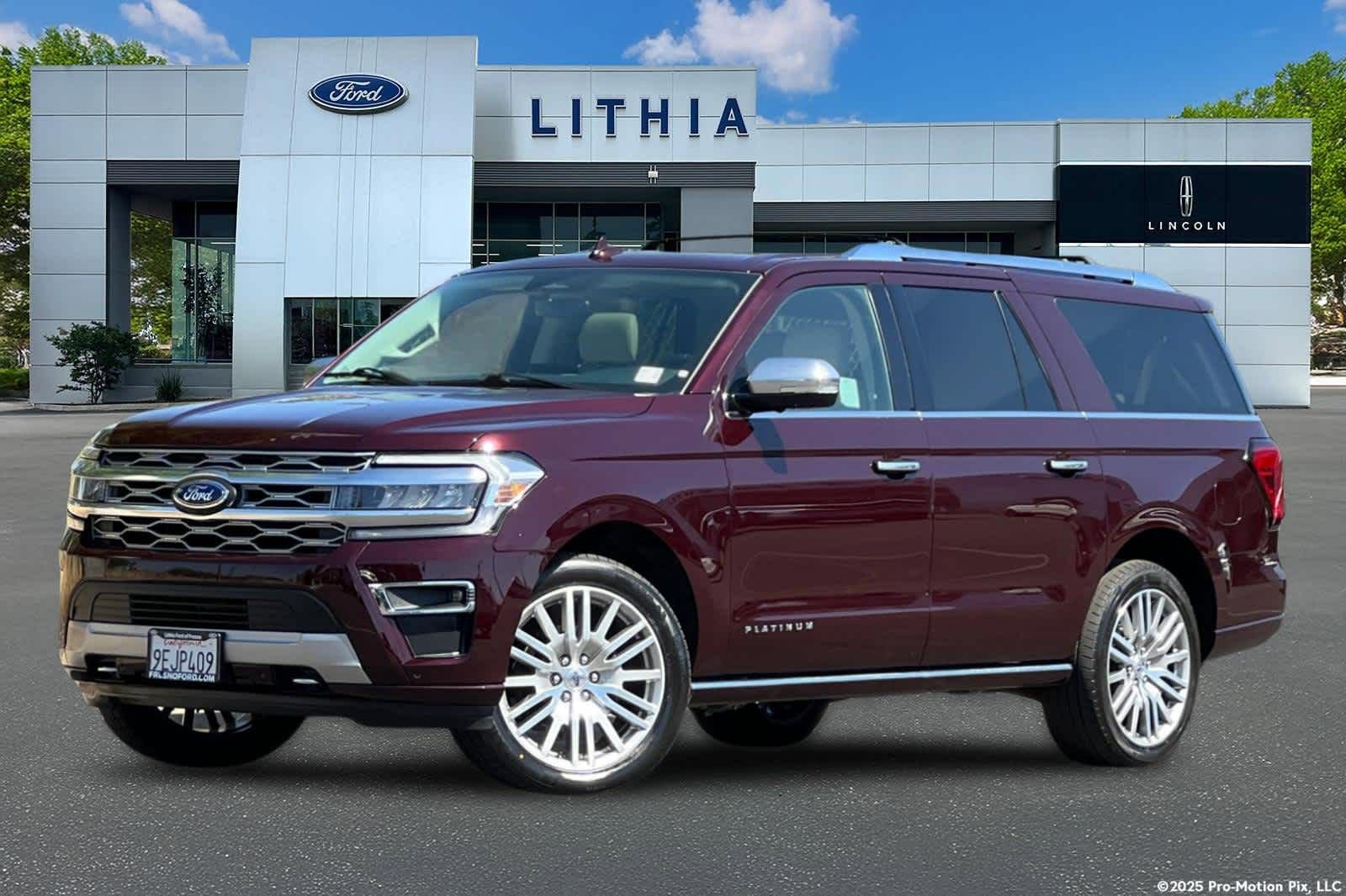 Certified 2023 Ford Expedition Max Platinum AWD/4WD image 1