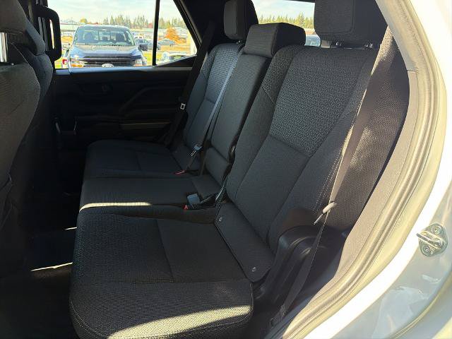Used 2025 Toyota 4Runner SR5 AWD/4WD image 32