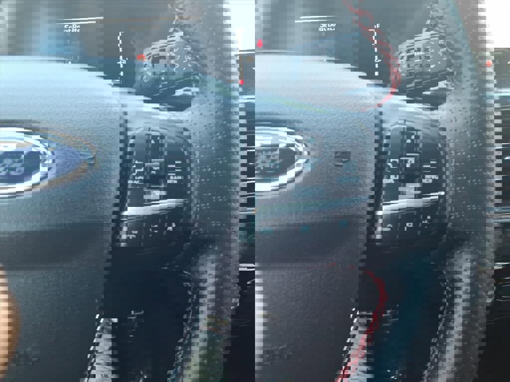 Certified 2024 Ford Escape ST-Line w/ Tech Pack #1 image 27