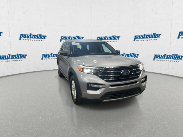 Certified 2023 Ford Explorer XLT w/ Equipment Group 202A AWD/4WD image 3