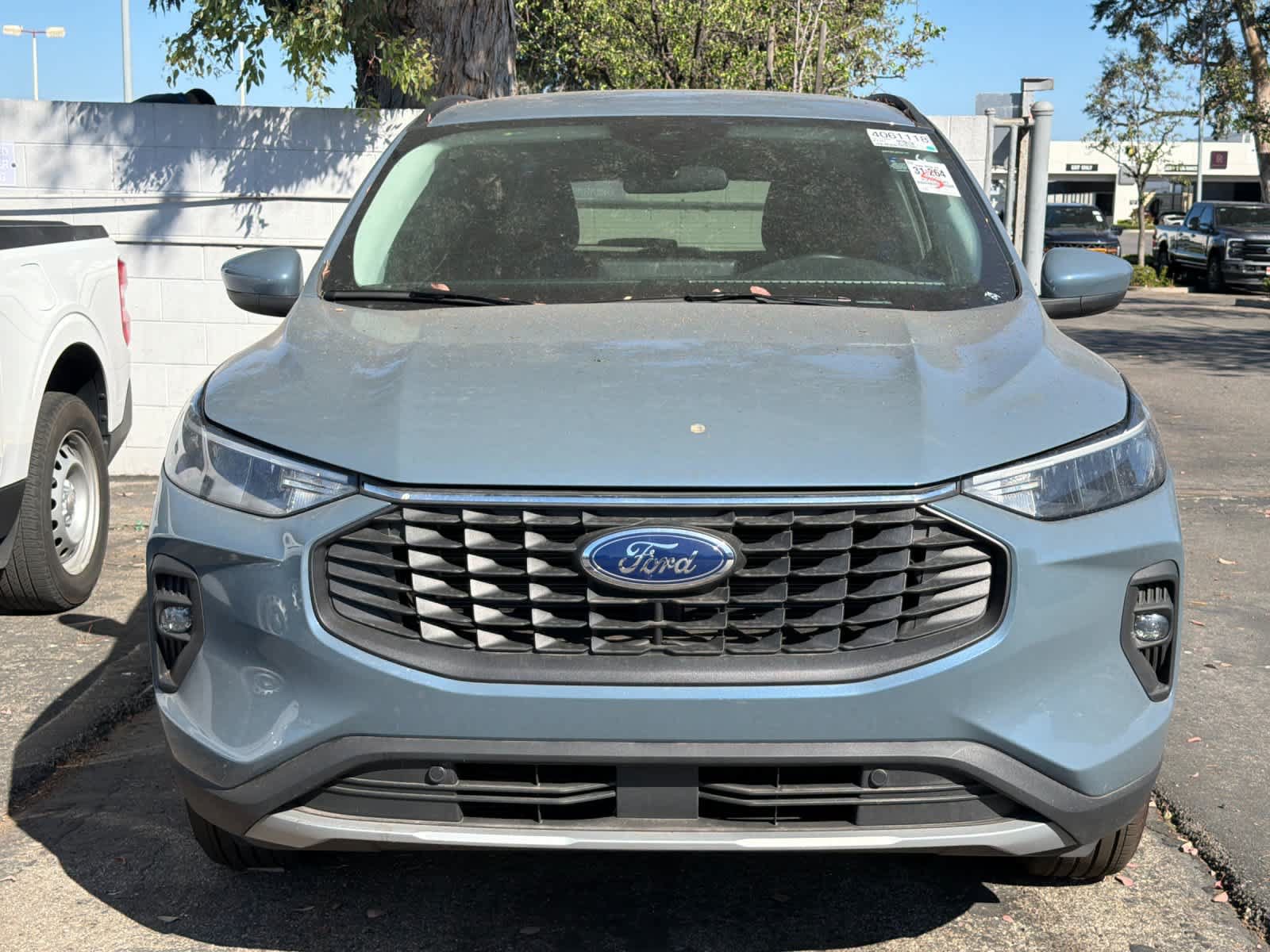 Certified 2025 Ford Escape SE w/ Class II Trailer Tow Package FWD image 2