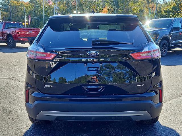 Certified 2022 Ford Edge SEL w/ Convenience Package image 3