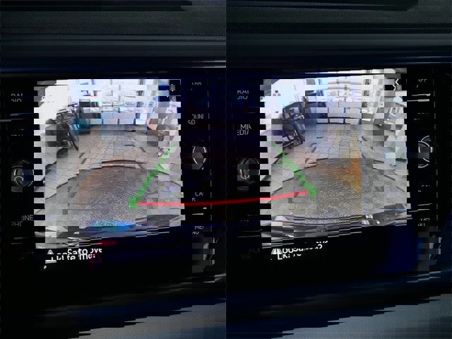 Used 2022 Volkswagen Taos SE image 25