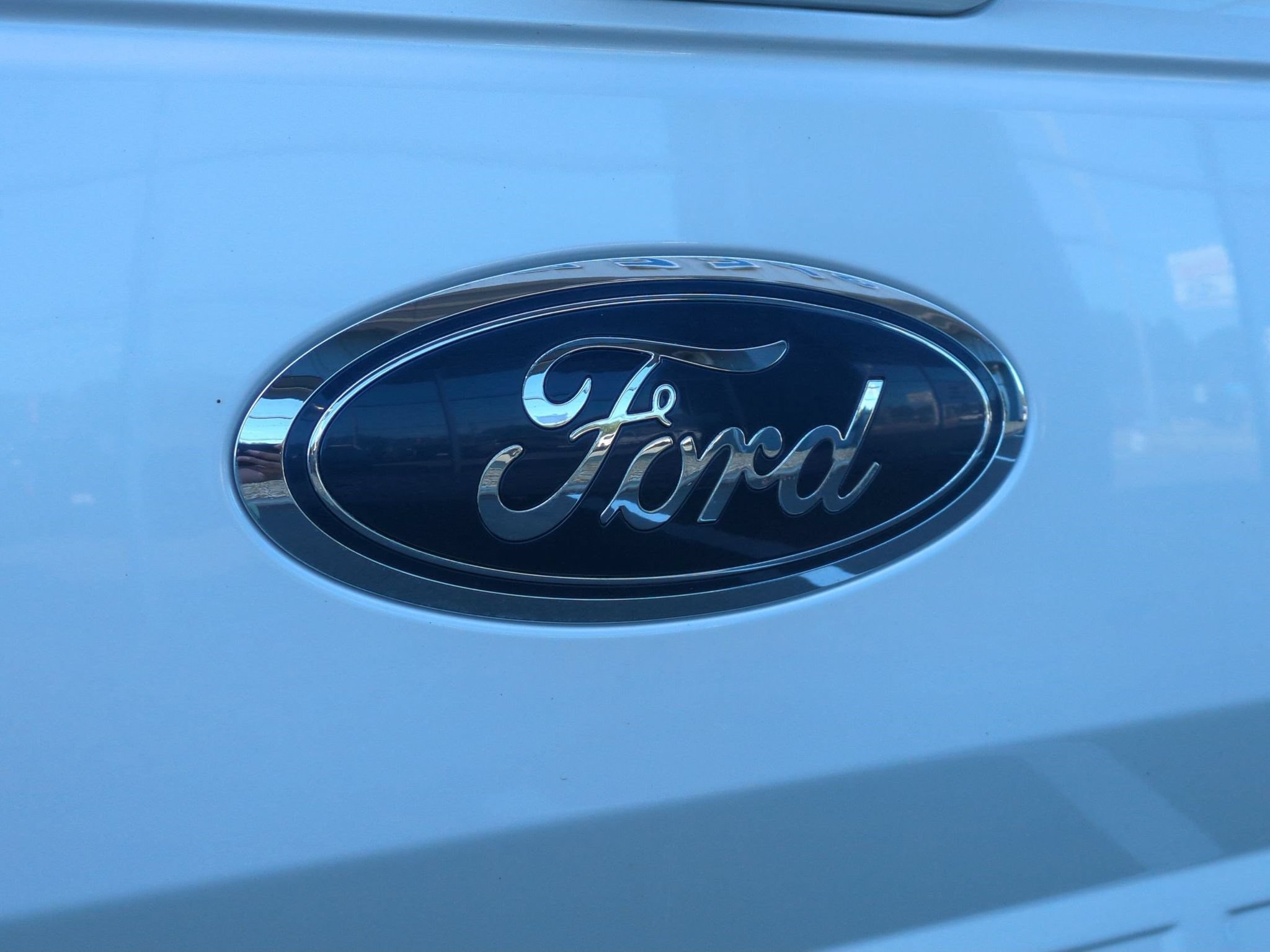Certified 2019 Ford F150 Lariat RWD image 6