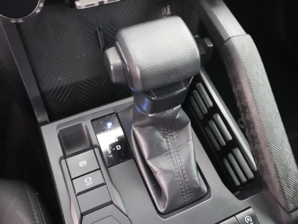 Used 2025 Toyota Tacoma SR5 RWD image 22
