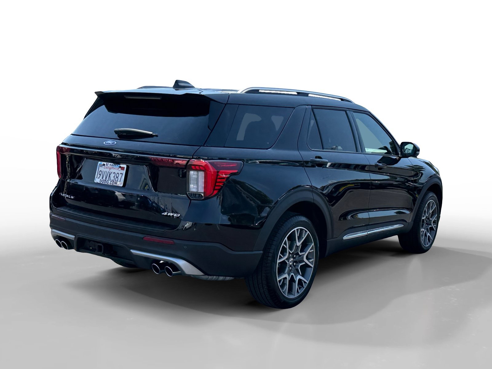Certified 2025 Ford Explorer Platinum w/ Ultimate Package AWD/4WD image 5