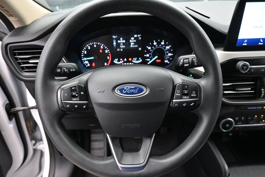 Certified 2020 Ford Escape SE FWD image 12