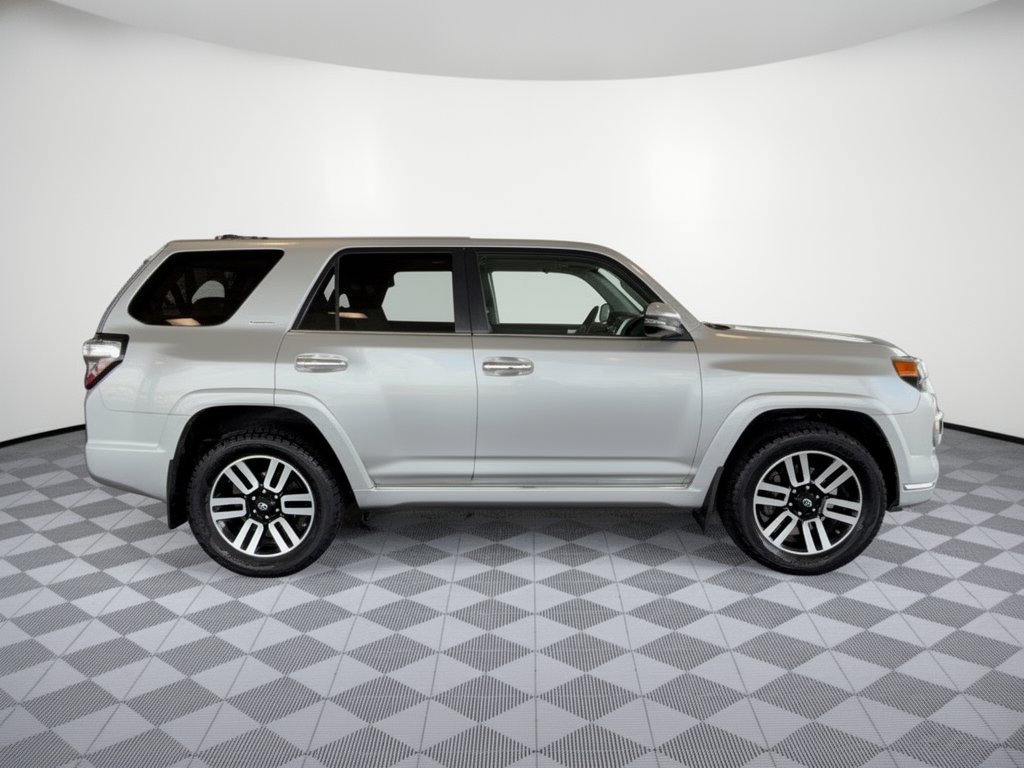 Used 2018 Toyota 4Runner Limited AWD/4WD image 8