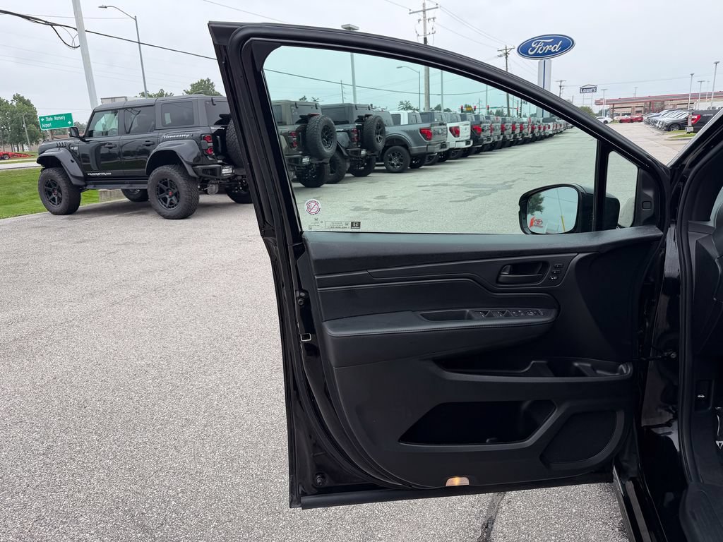 Used 2025 Honda Odyssey Sport-L image 12