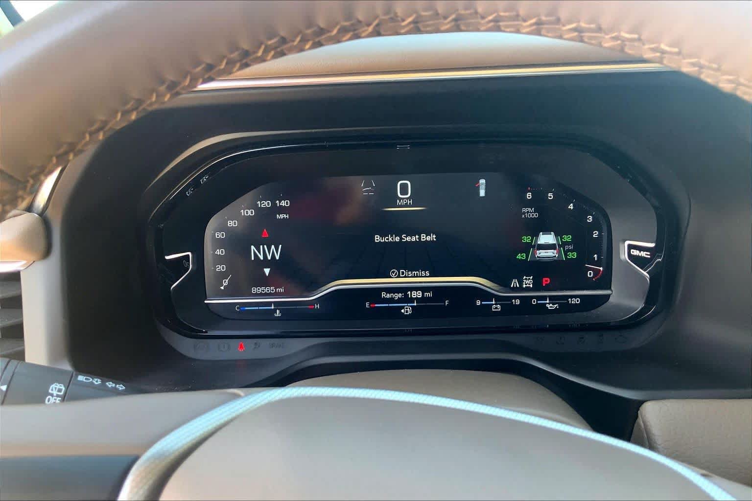 Used 2023 GMC Yukon Denali AWD/4WD image 26