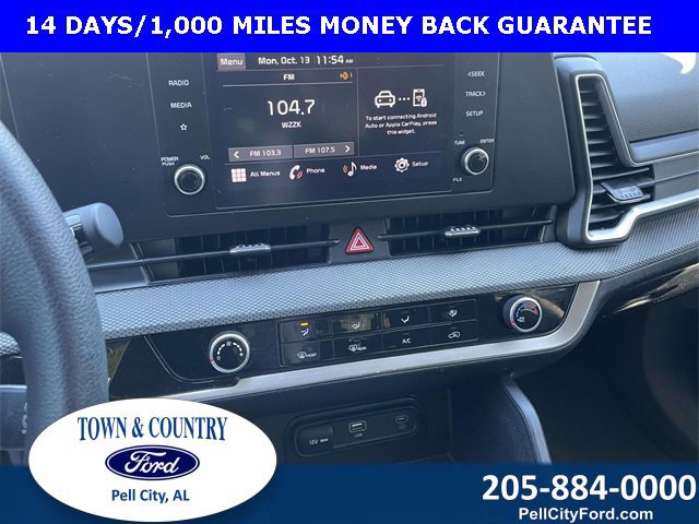 Used 2023 Kia Sportage LX image 18