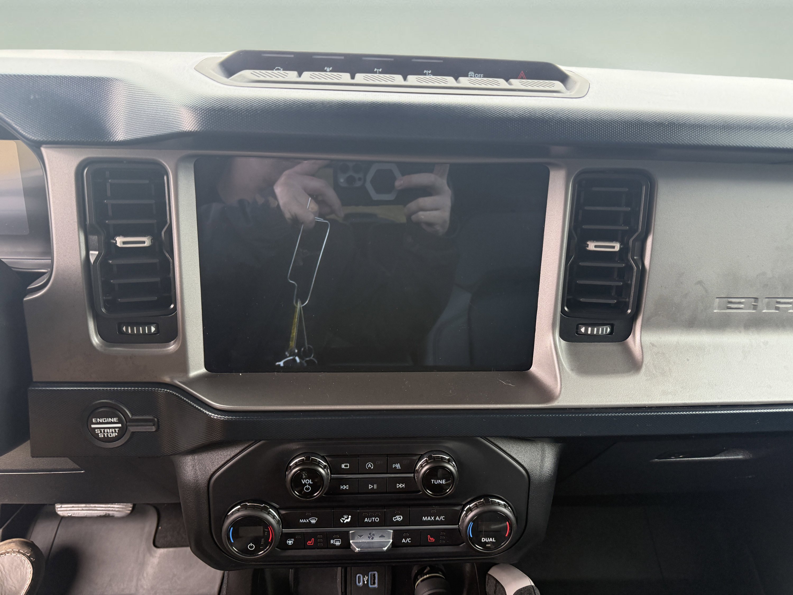 Certified 2021 Ford Bronco First Edition AWD/4WD image 11