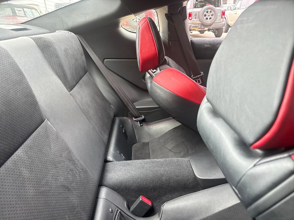 Used 2024 Toyota GR86 TRUENO Edition image 28