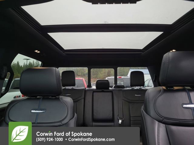 Certified 2025 Ford F450 Platinum AWD/4WD image 40