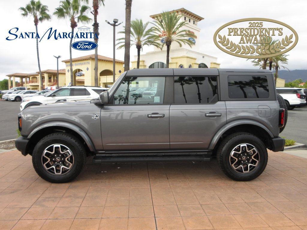 Certified 2024 Ford Bronco Outer Banks AWD/4WD image 1