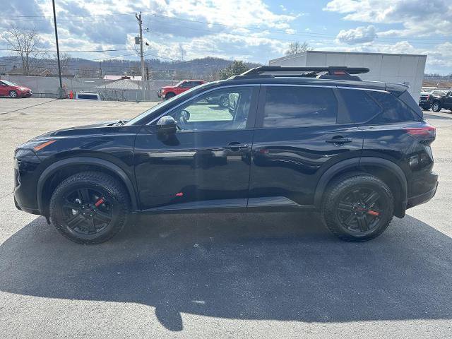 Used 2025 Nissan Rogue SV w/ Rock Creek Premium Package image 6