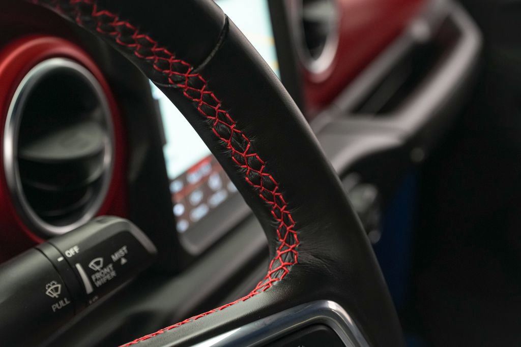 Used 2023 Jeep Gladiator Rubicon w/ LED Lighting Group AWD/4WD image 17