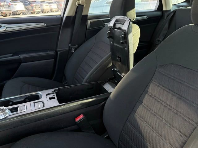 Certified 2020 Ford Fusion SE image 40