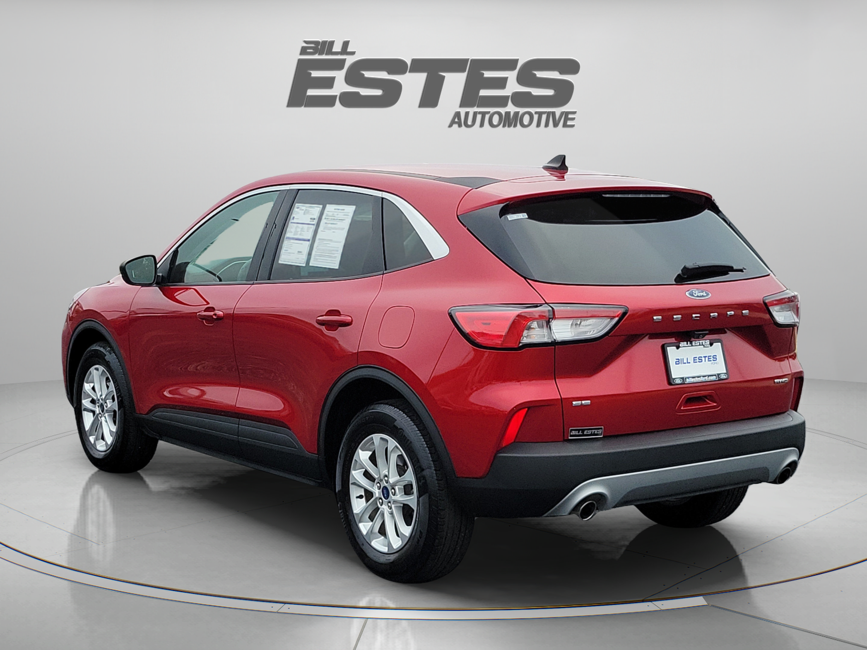 Certified 2022 Ford Escape SE w/ Cold Weather Package AWD/4WD image 2