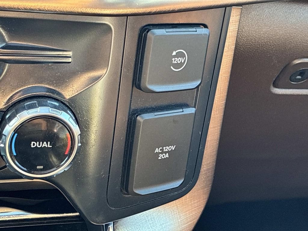 Certified 2024 Ford F150 King Ranch w/ FX4 Off-Road Package AWD/4WD image 35