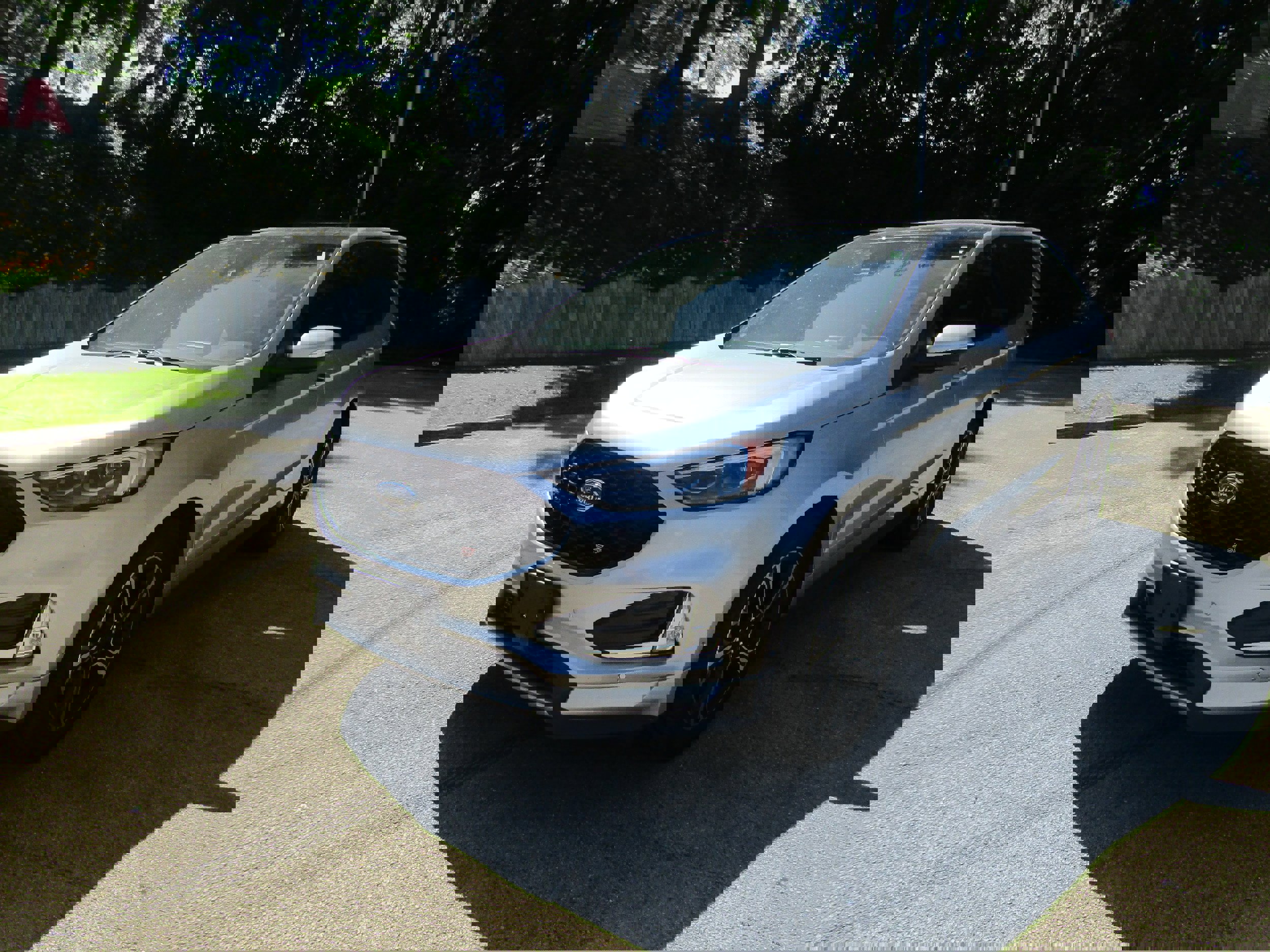 Certified 2022 Ford Edge ST w/ Equipment Group 401A image 11