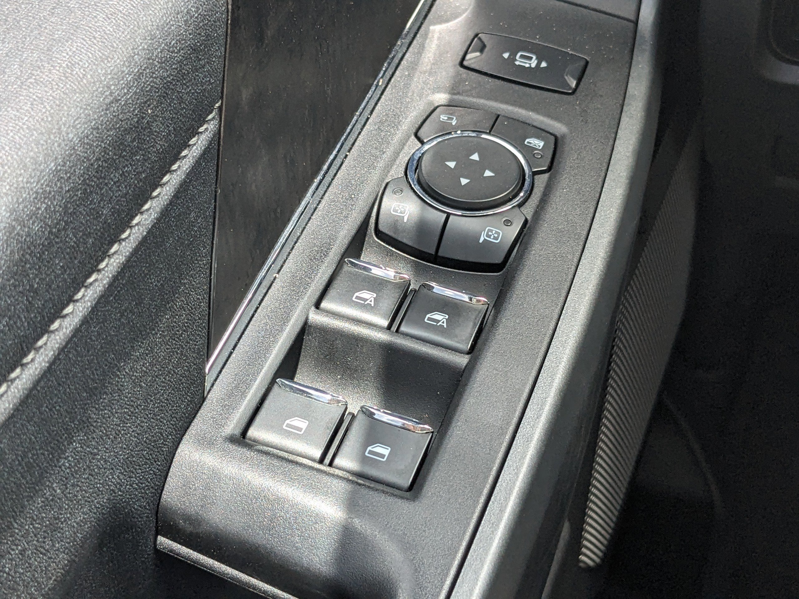 Certified 2023 Ford F250 Lariat w/ Lariat Ultimate Package image 22