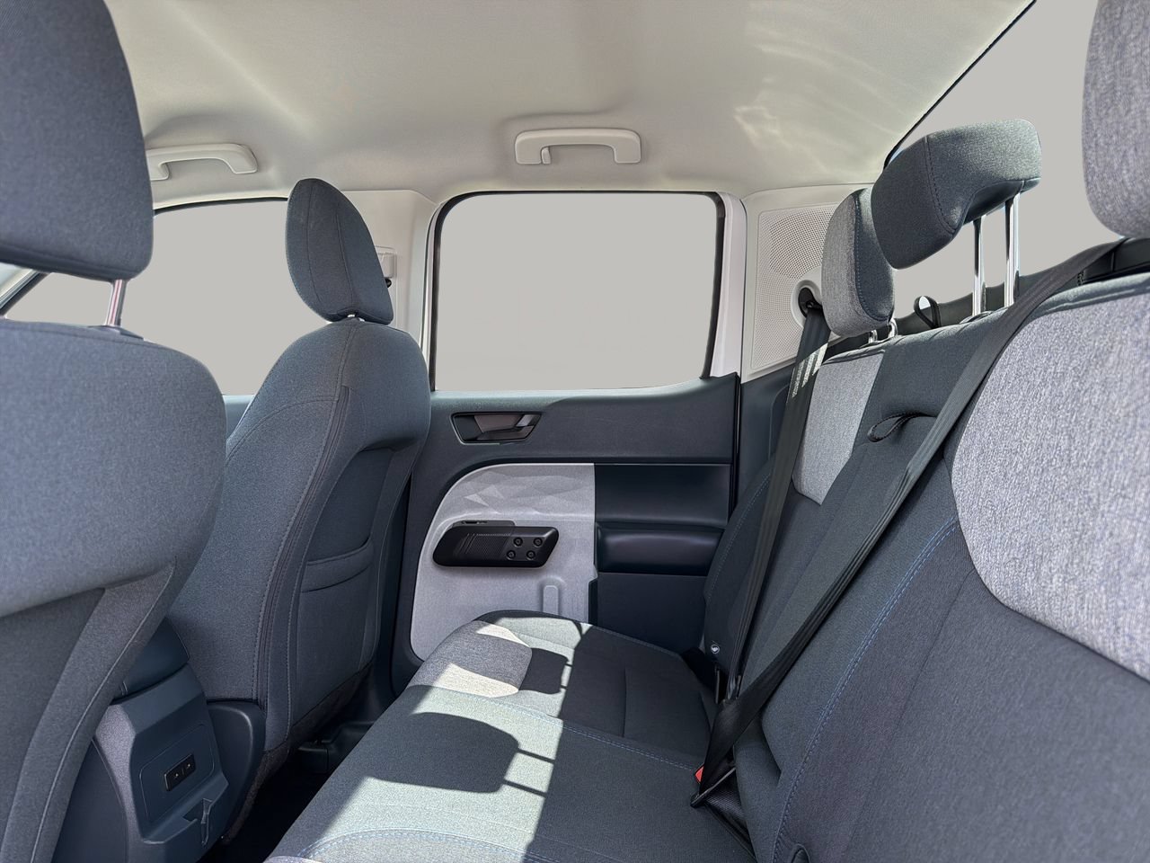 Certified 2025 Ford Maverick XLT FWD image 16