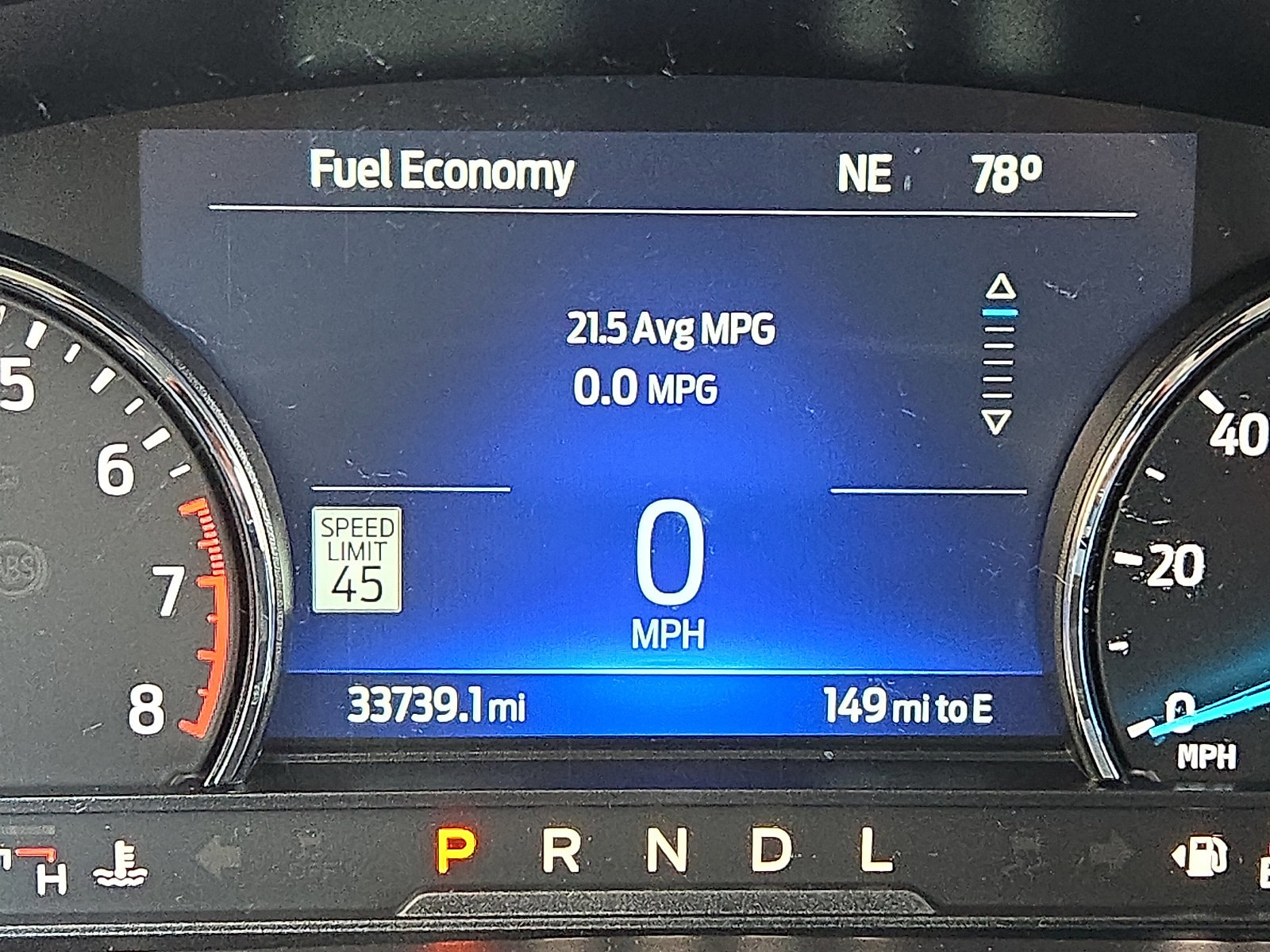 Certified 2022 Ford Explorer XLT w/ Equipment Group 202A image 25