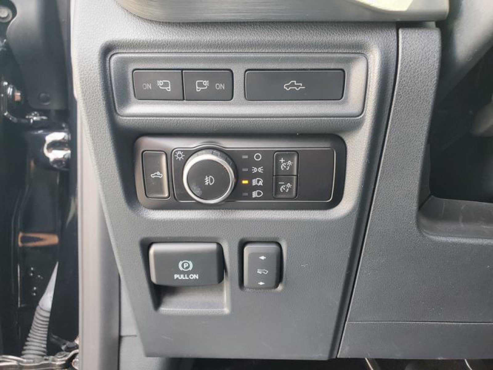 Certified 2023 Ford F150 Lariat AWD/4WD image 15
