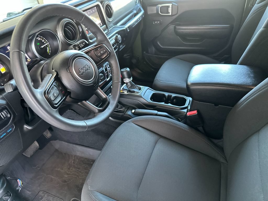 Used 2023 Jeep Wrangler Unlimited AWD/4WD image 9