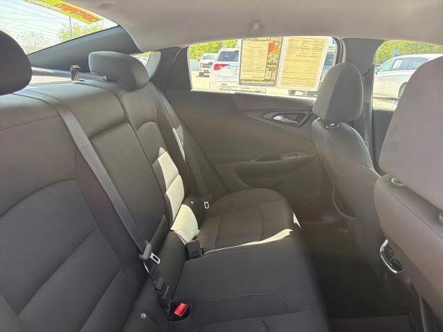 Used 2018 Chevrolet Malibu LT FWD image 37