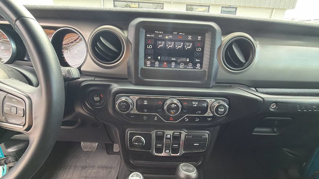 Used 2020 Jeep Wrangler Unlimited Sport AWD/4WD image 20