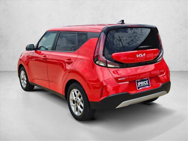 Used 2023 Kia Soul LX w/ LX Technology Package FWD image 8